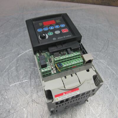 ALLENBRADLEYPOWERFLEX4022BB012N1042.2KW3HP240VFRN6.01XLNT无