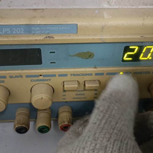 TRADEX  LPS 202 0-30V/0-3A直流电源—议价