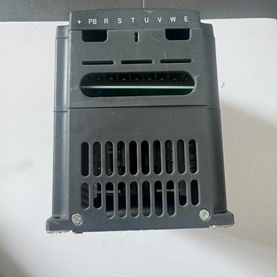 (议)迅菲特变频器型号XFT41000.75G3380V功