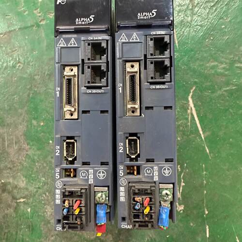议价Fuji Servo Driver Ryh401f5Vv2 400W Power 3Phase 4适用