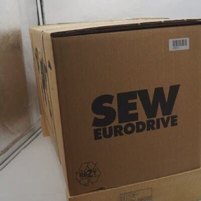 SEW EURODRIVE SAF37DRN63MS4ASE1
