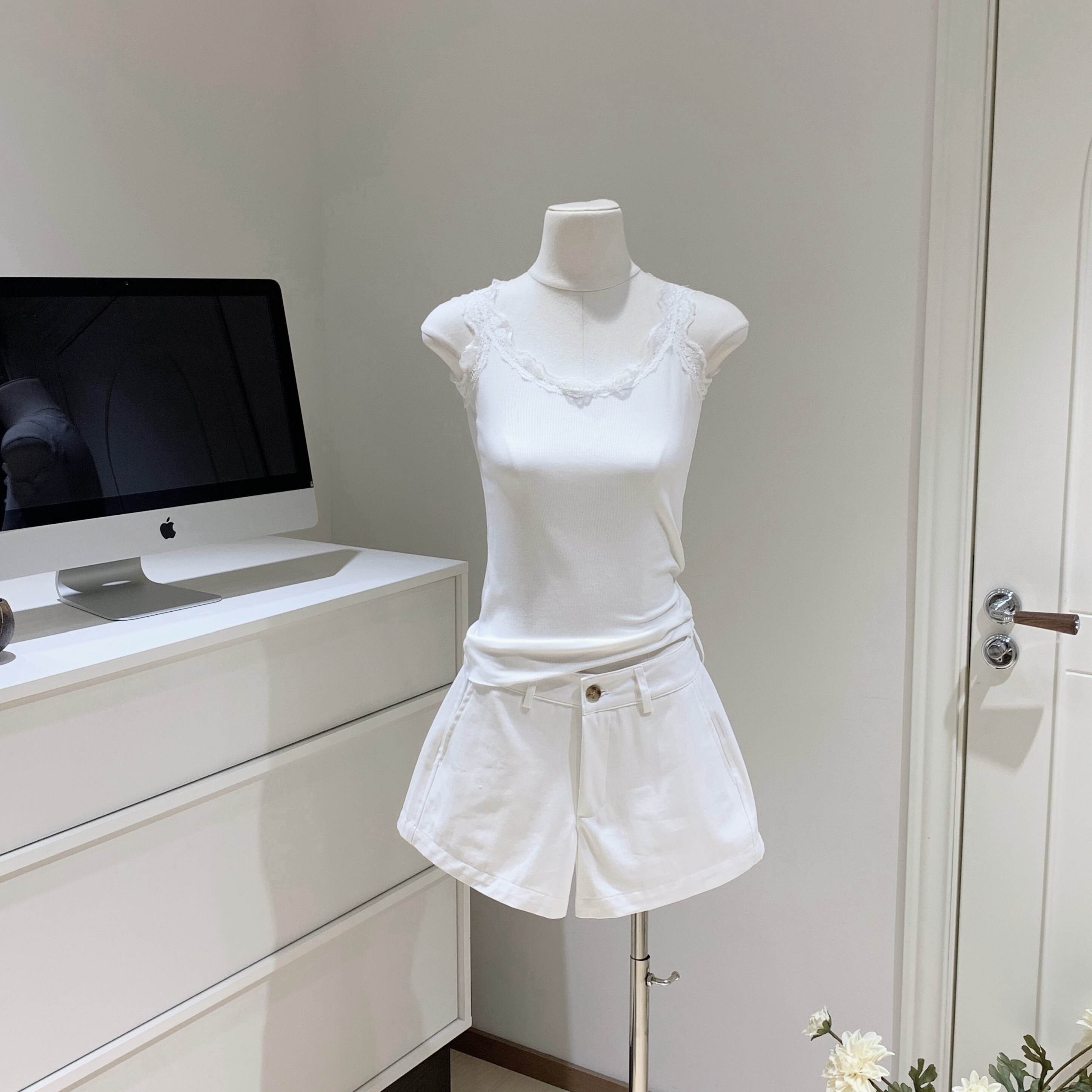 宅女同款拉伦经典棉质白色短裤