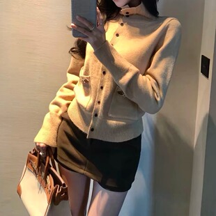 邱洛神暮色驼色高领长袖毛衣女秋冬新款松弛感百搭针织衫