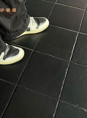 民宿黑色复古莱姆石瓷砖阳t台露台墙砖餐厅浴室防滑地砖商业仿古