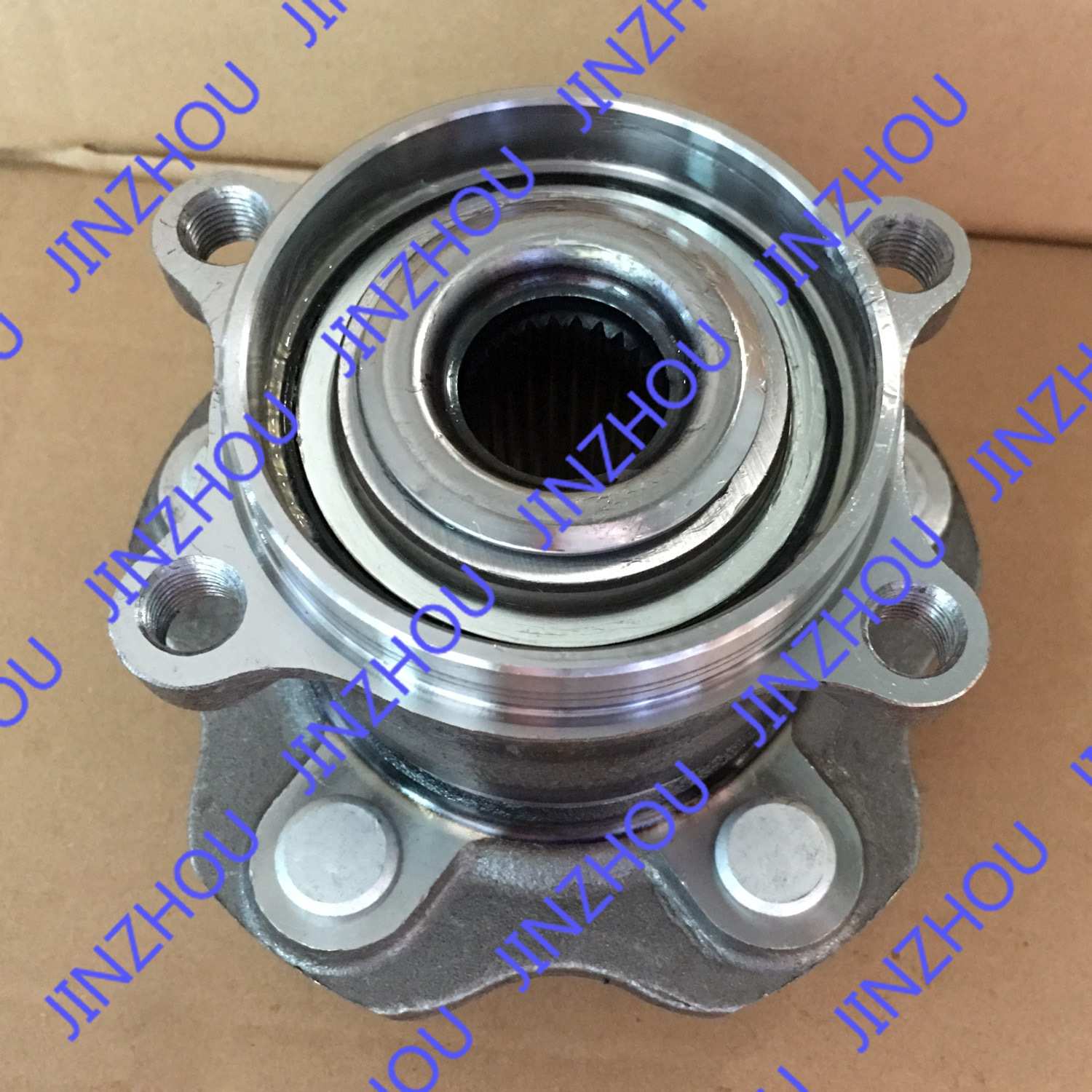 新款逍客四驱 后轮 轴头 43202-4CL0A-C100 HUB470T-6 HA590564