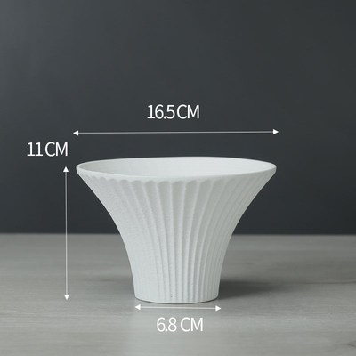 喇叭花瓶苔藓球水培器皿家用蕨类植物G专用花盆陶瓷黑色高脚大花