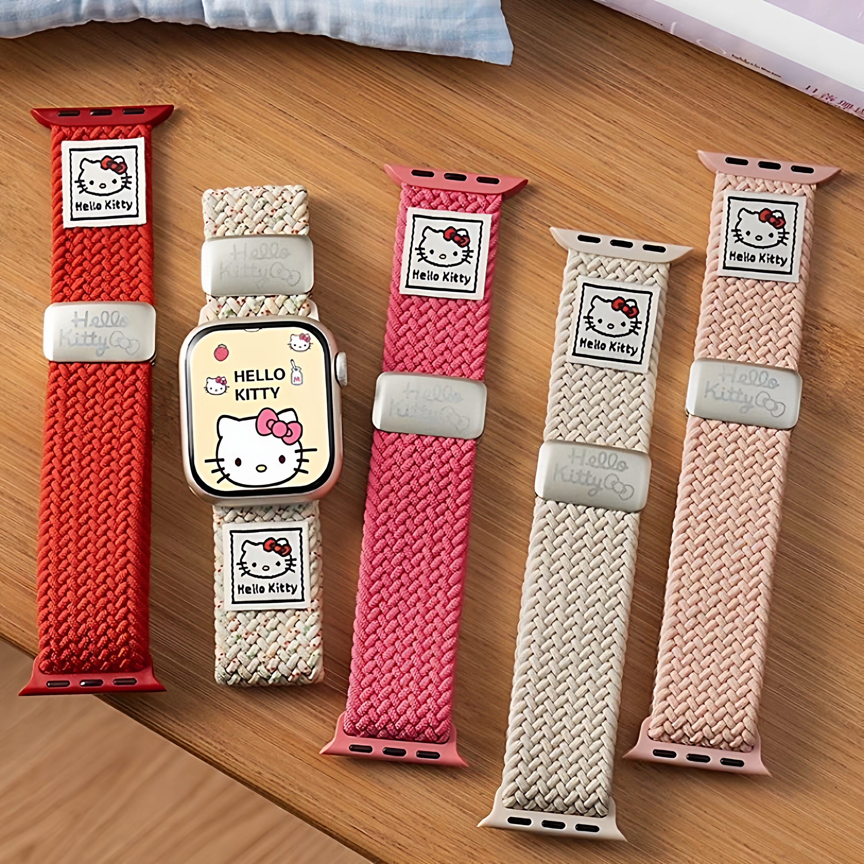 适用苹果iwatch8编织KT猫手表带