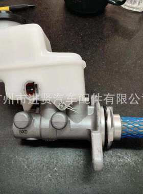 47201-0R050 47201-0R051适用丰田RAV4大孔ATM ACA33 刹车总泵