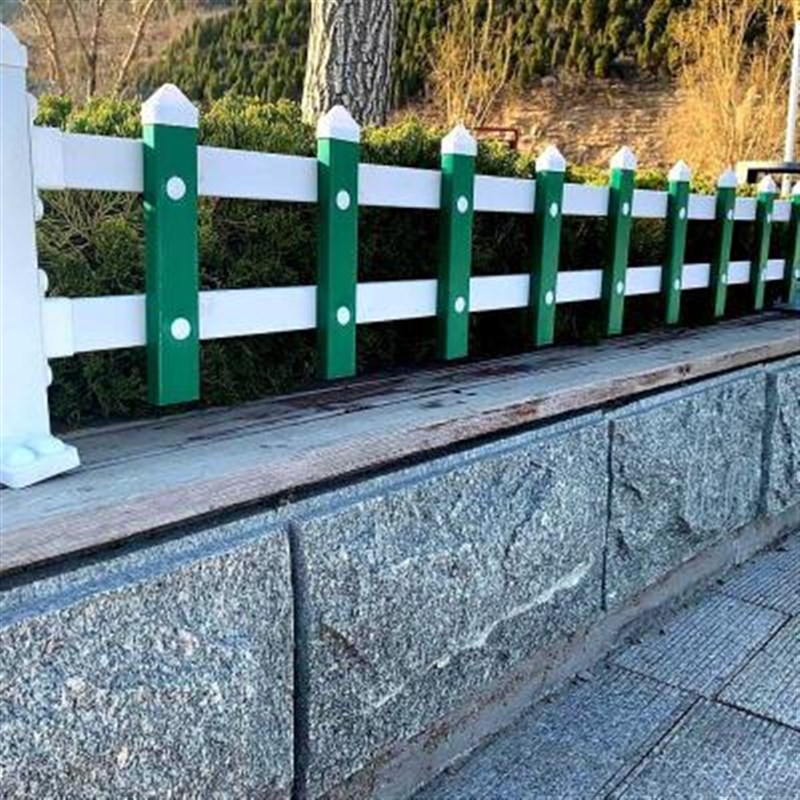 辽宁pvc草坪护栏塑钢围栏绿化带栅栏户外社区公园花坛篱笆室外栏