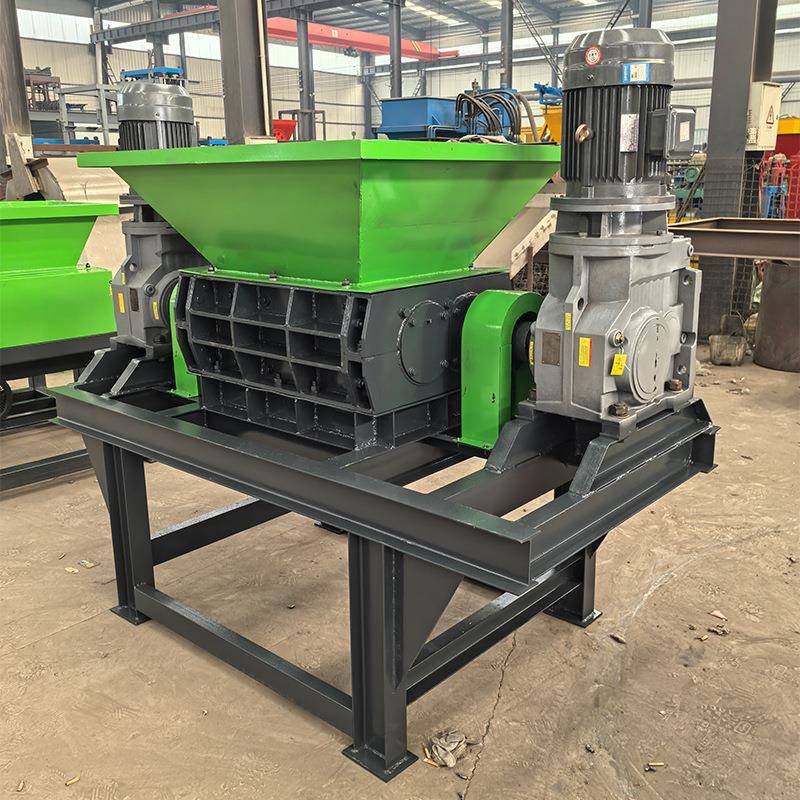 大件垃圾双轴树根撕碎机废旧金属破碎机汽车内饰钢管撕破机