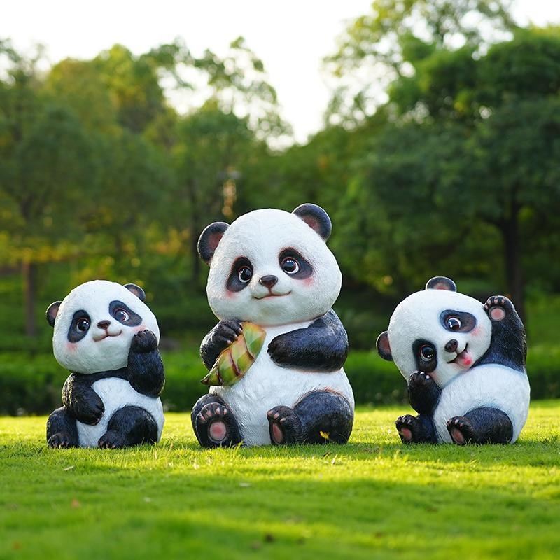 户外玻璃钢卡通熊猫雕塑仿真动物摆件幼儿园林景观售楼部商场装饰