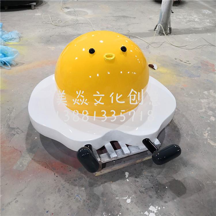 公司制作玻璃钢卡通鸡蛋雕塑 各类鸡蛋美陈雕塑 蛋壳雕塑摆件