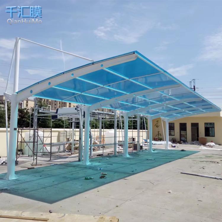 蜂窝阳光板雨棚汽车棚透明性高经久耐用耐用PC耐力板阳光房制作