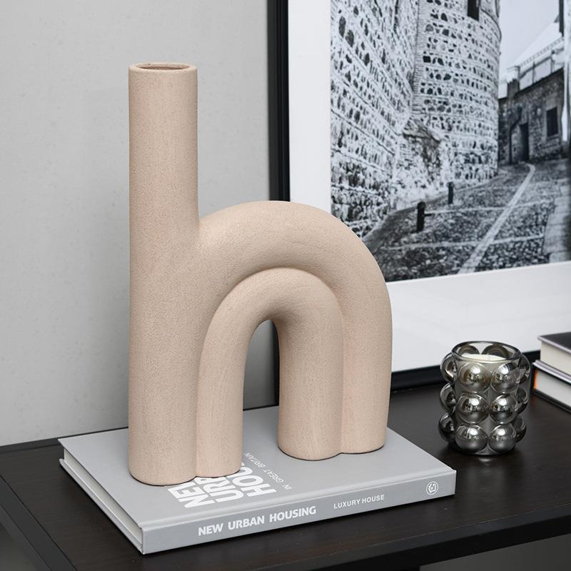 现代北欧圆管抽象雕塑摆件创意陶瓷艺术花插客厅桌面摆放软装饰品