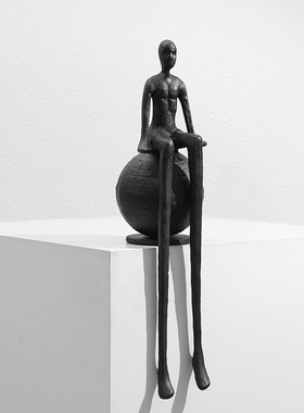 大堂迎宾抽象长腿人物雕塑摆件样板间玄关售楼处家居客厅软装饰品