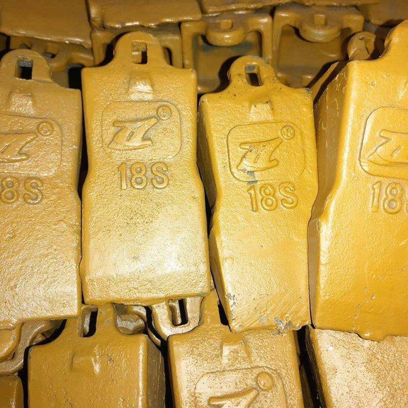 装载机L955铲斗漏斗摇臂齿根边齿高猛钢合金钢零售