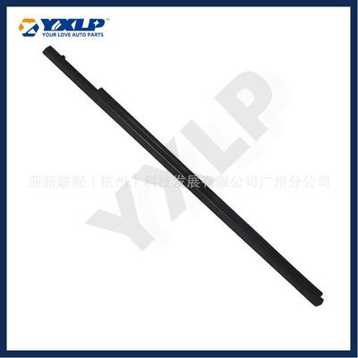 适用路虎揽胜右外车门玻璃密封条LR044768CGE000880