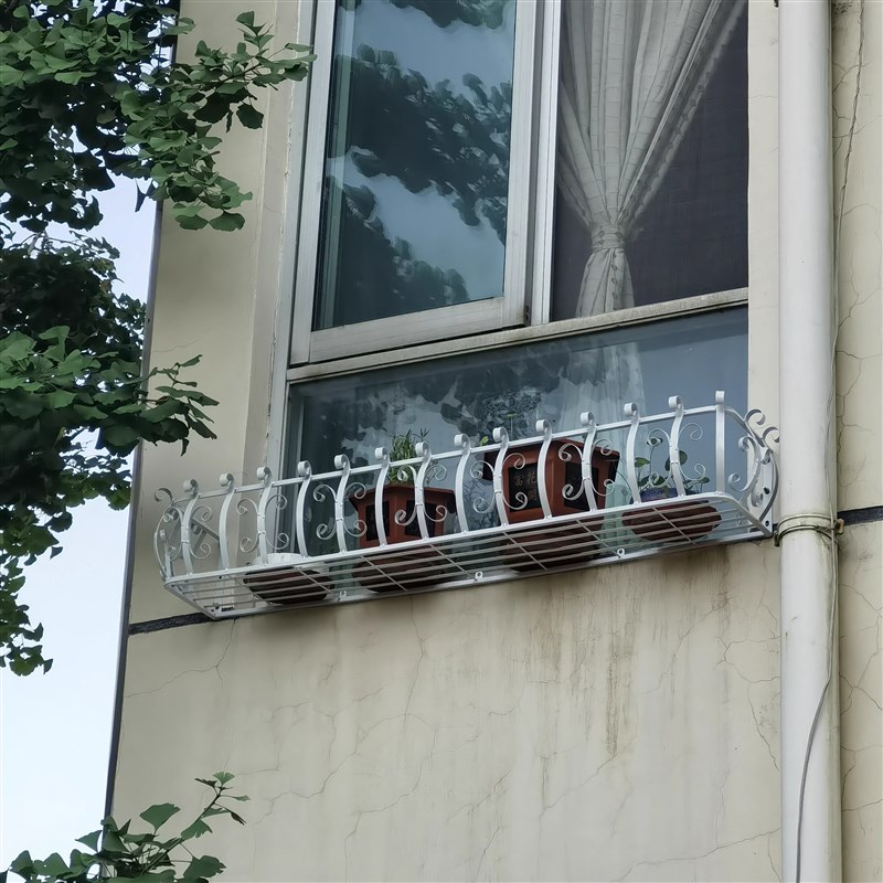 户外欧式铁艺阳台花架墙壁窗户悬挂花盆置物架金属壁挂窗台植物架