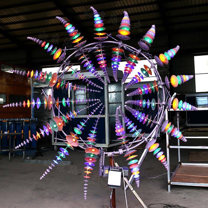 现货不锈钢风动雕塑制作304镜面光转动风车样式动态艺术雕塑