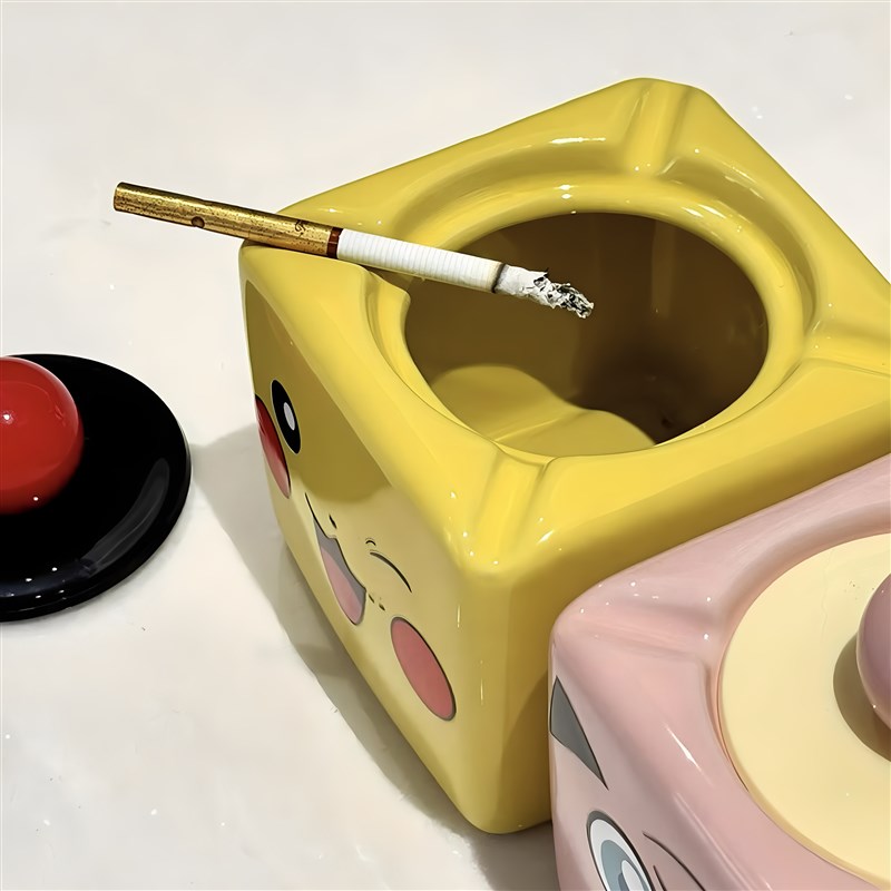 皮卡丘烟灰缸家用带盖防飞灰卡通陶瓷可爱烟盅创意桌面装饰品摆件