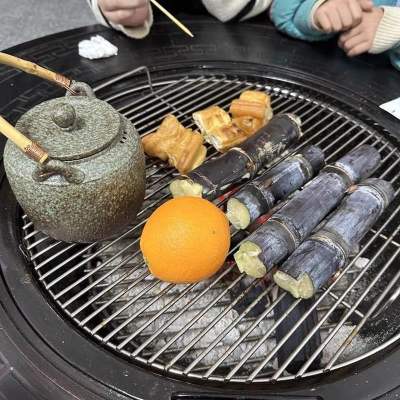 户外花园烧烤桌烧烤架别墅露台炭烧烤火锅桌椅无烟家用烤肉桌铸铝