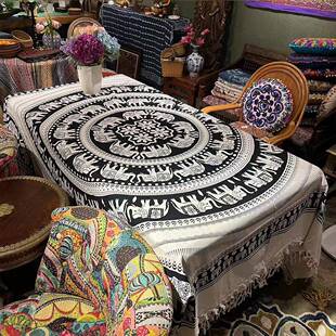 【折扣价】棉床单网红挂毯挂帘门帘墙饰壁毯装饰布艺沙发巾黑白曼