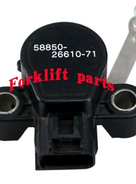 TOYOTA丰田电叉车配件7FB/8FB10-30倾斜油缸传感器58850-26610-71
