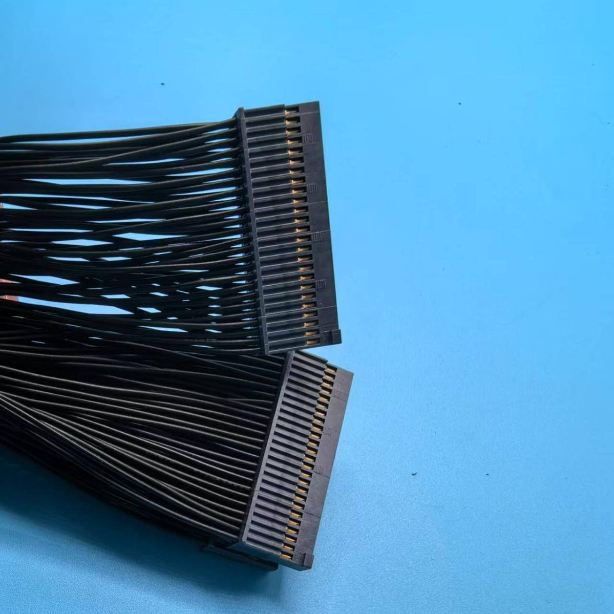 EN-1.27-50P-28-1000-D-NDX1.27mm间距双排50PIN单端线缆