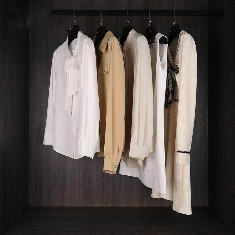 样板间女装服饰软装 样板房衣服衣帽间装饰品摆件组合