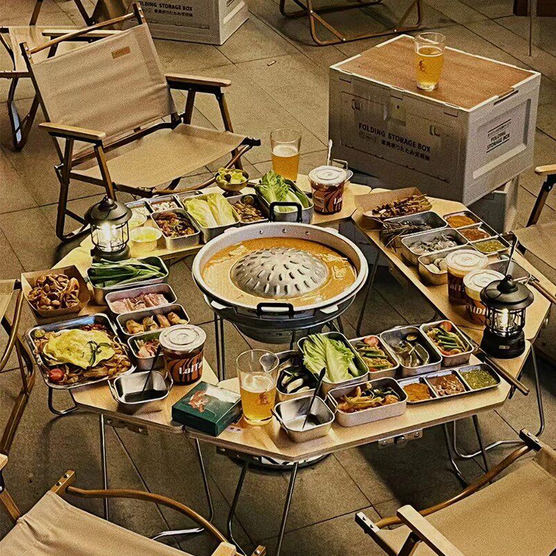 蘑菇小匠露营风火锅店桌椅套件室内装饰多人圆形烧烤桌可拼接网桌