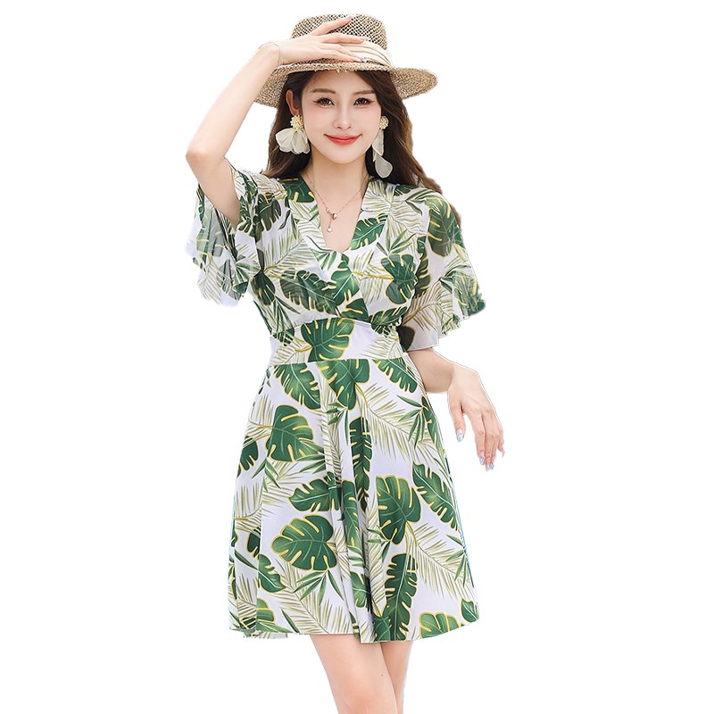 大码泳衣女胖mm遮肚子显瘦中老年妈妈新款裙式连体泡温泉保守泳装