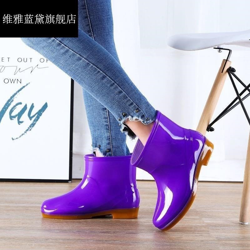 时尚女中筒雨靴半统防水鞋雨鞋防滑软底厨师种菜洗车工作胶桶鞋。