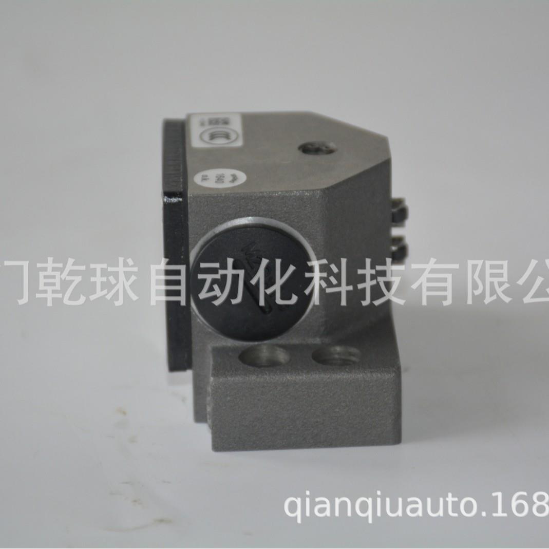 086563GSBF02R08-552-M立式组合行程开关德国EUCHNER