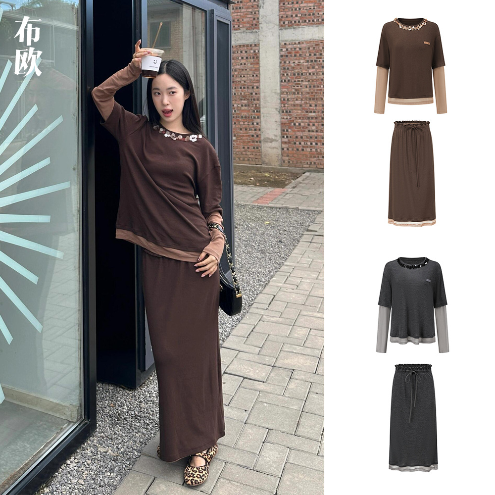 “天丝羊毛面料“24秋冬 假两件手工钉珠长袖T恤+抽绳半身裙套装