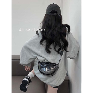 今年流行包包女2023新款黑色个性小众设计时尚斜挎包百搭腰包胸包