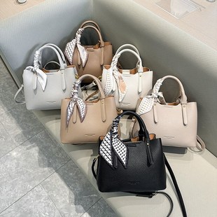 今年流行包包女式2024新款夏天通勤手提包小众时尚百搭单肩斜挎包