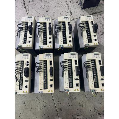 施耐德驱动器LXM23AU20M3X