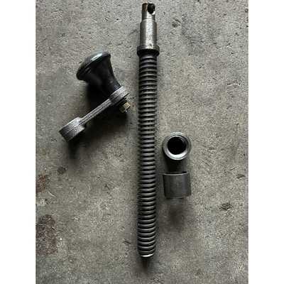 151，121手扶拖拉机旋耕机尾轮摇把升降丝杆螺母