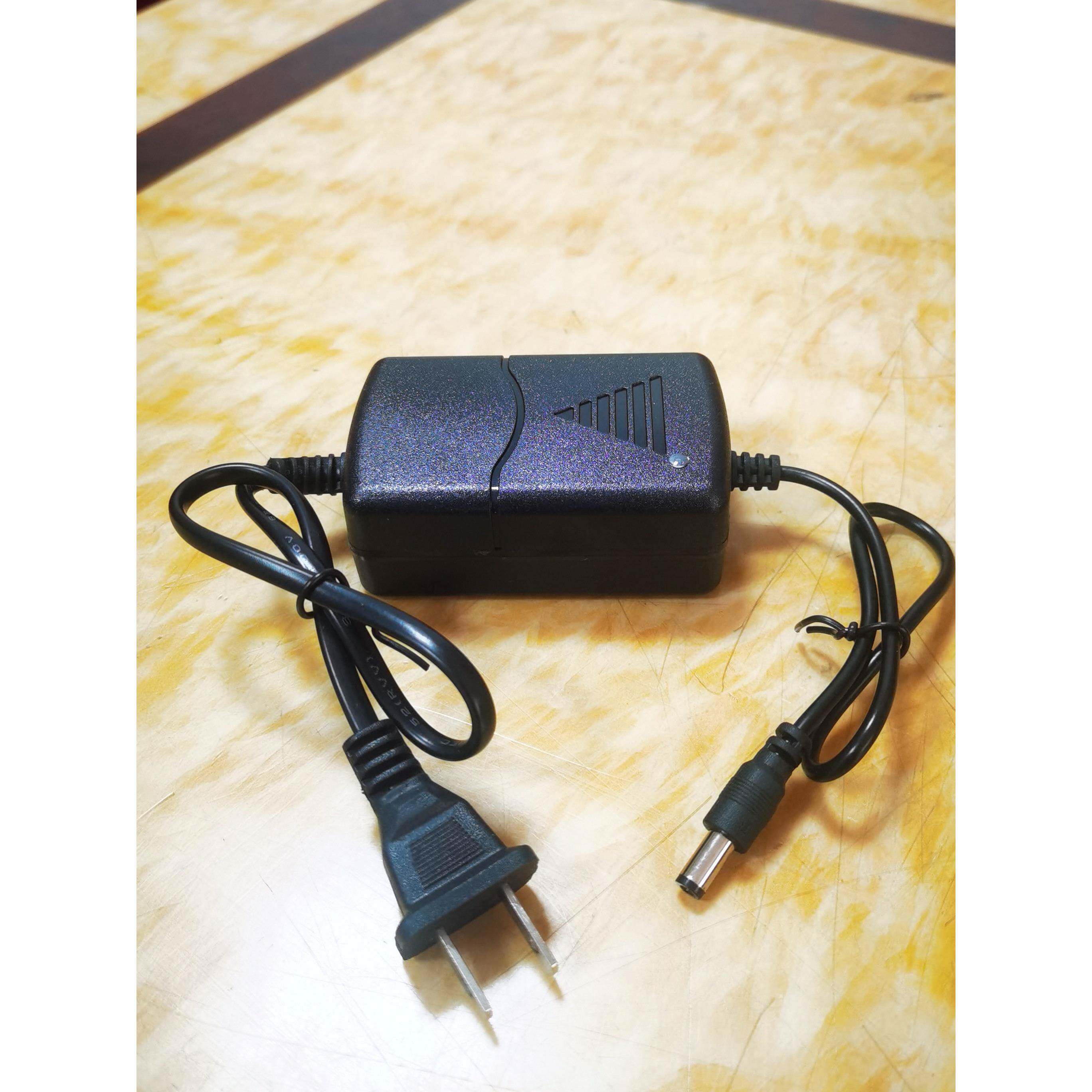 采购产品双线监控摄像机电源适配器12V2A专用变压器直流连接器安