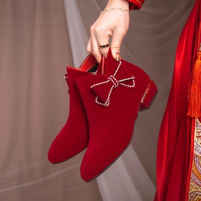 平底婚鞋加绒穿两短靴新娘鞋冬天冬季女婚纱秀禾中式红鞋红色结婚