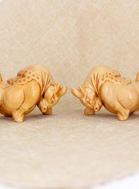 崖柏木斗牛一对规格11*5.5CM客厅摆饰摆件家居装饰品艺品