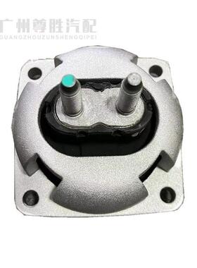 1662400518/0618/1118/0918适用于奔驰166波箱胶机脚胶变速箱支架