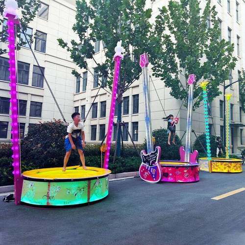 儿童商用单人蹦极床广场摆摊游乐设备弹力小鹿音乐灯光跳跳床