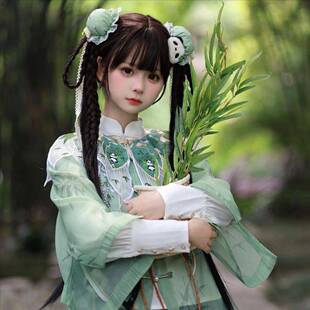 【折扣价】新款国风中华汉服新中式熊猫竹雨初霁爆款可爱折屏客厅