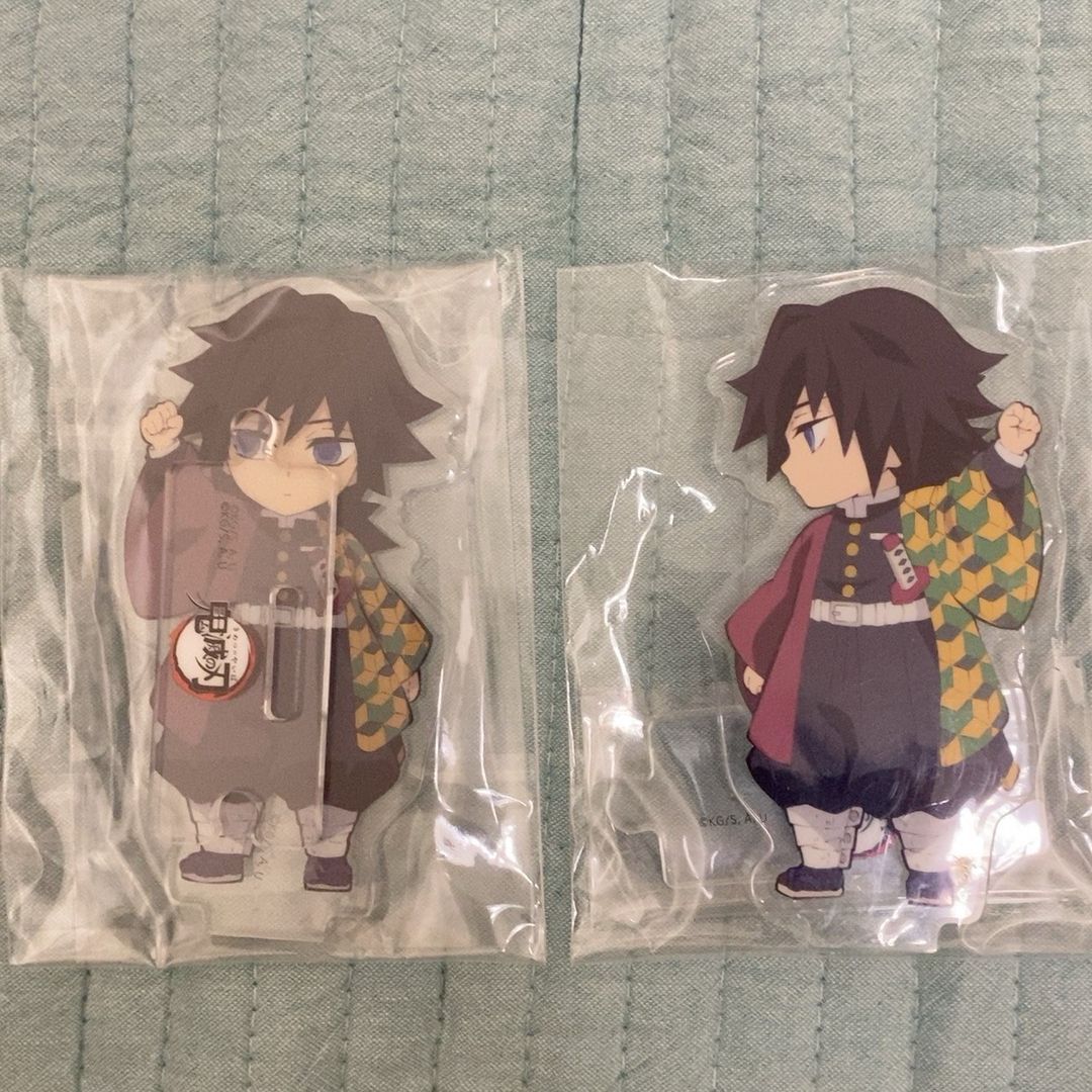 鬼灭之刃富冈义勇举手亚克力立牌