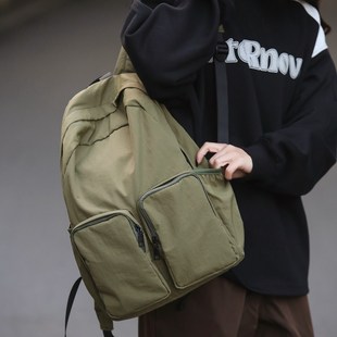 日系休闲双肩包女2024新款轻便旅游旅行背包男款大容量大学生书包