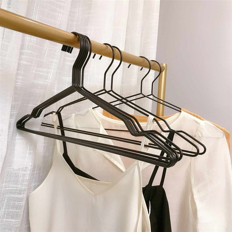 文艺简约衣架!实心不锈钢晒衣架 !黑色男生衣架 不褪色不生锈!
