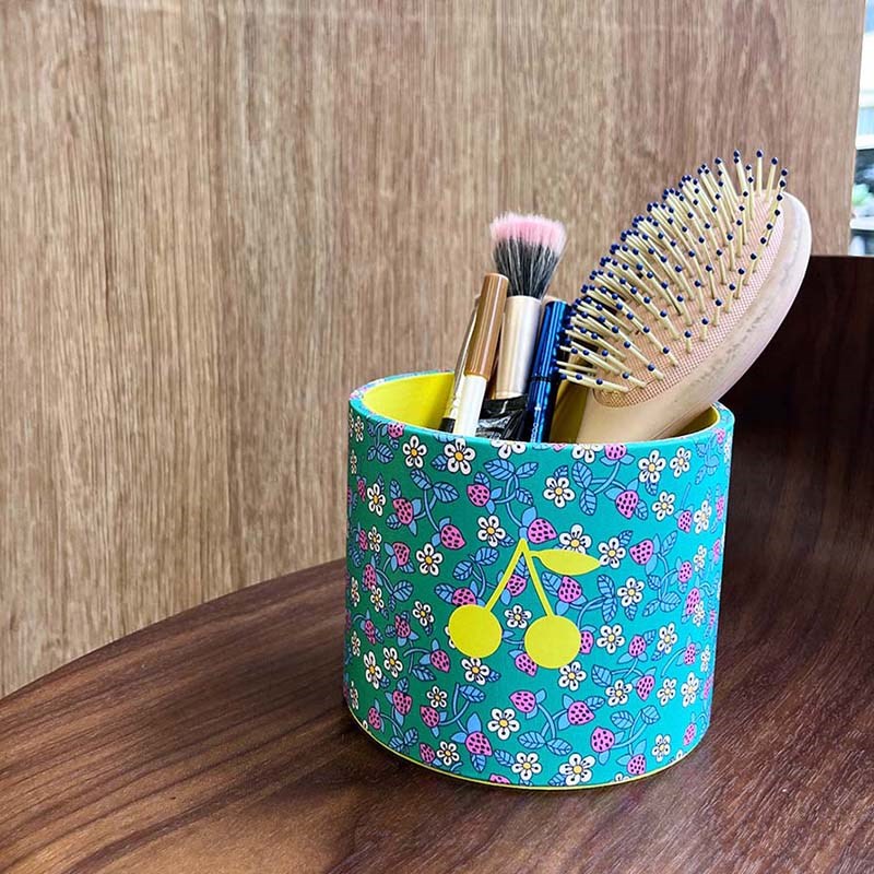 韩国樱桃收纳筒 桌面收纳可爱笔筒 化妆刷梳子收纳桶收纳盒高颜值