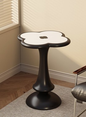 中古风客厅沙发旁边几复古民宿摆件高级感小众艺术卧室床头装饰品