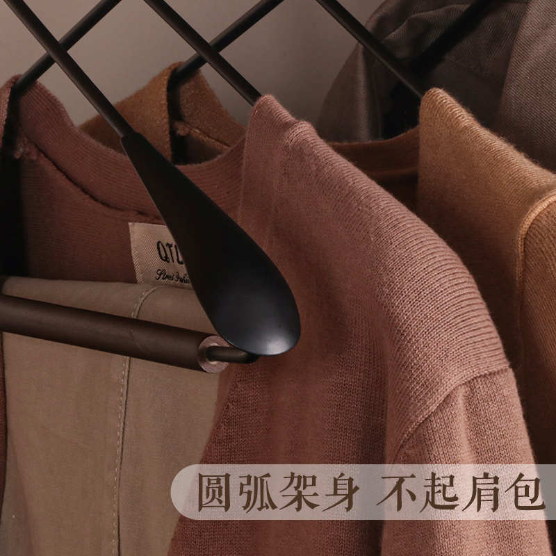 衣柜撑艺倍衣架奢轻铁钩欧风新款扁时尚宽肩大衣原木榉町木北实木